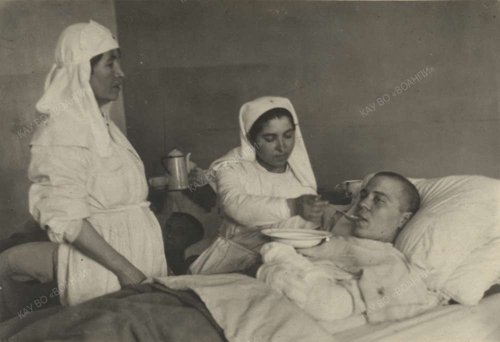 Фотоальбом «РЭП-95». Уход за больными, фото 1